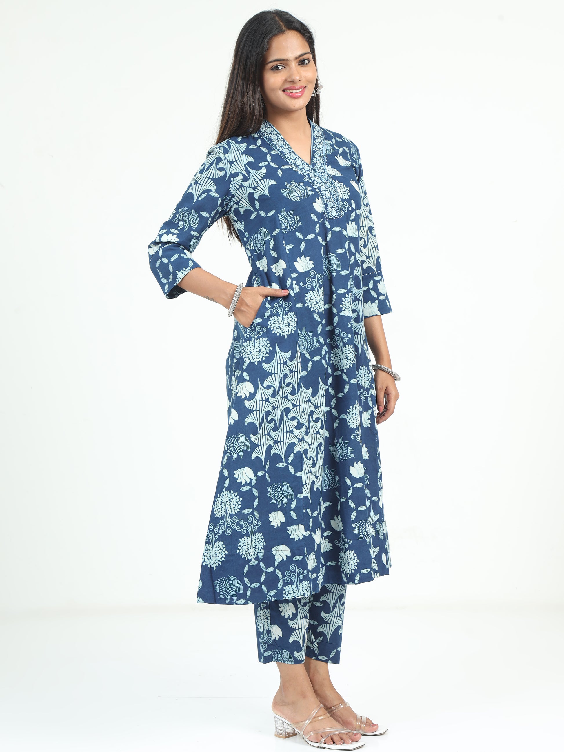 Elegant Blue Floral Kurti and Pant Set, ideal for those seeking both comfort and style in ethnic wear.